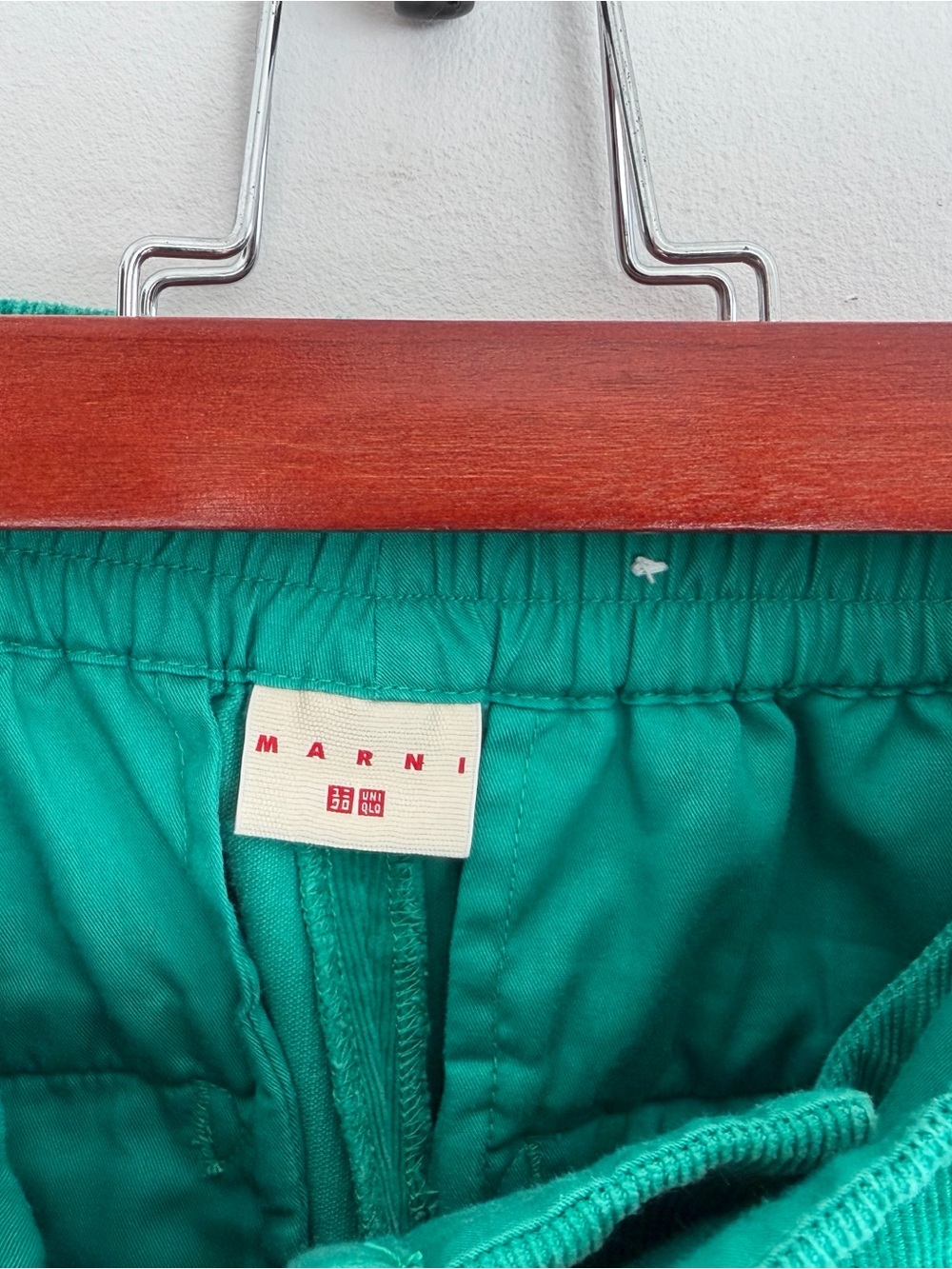 NWOT UNIQLO x MARNI Pleated Corduroy Wide Fit Pants Green XS - Picture 8 of 8